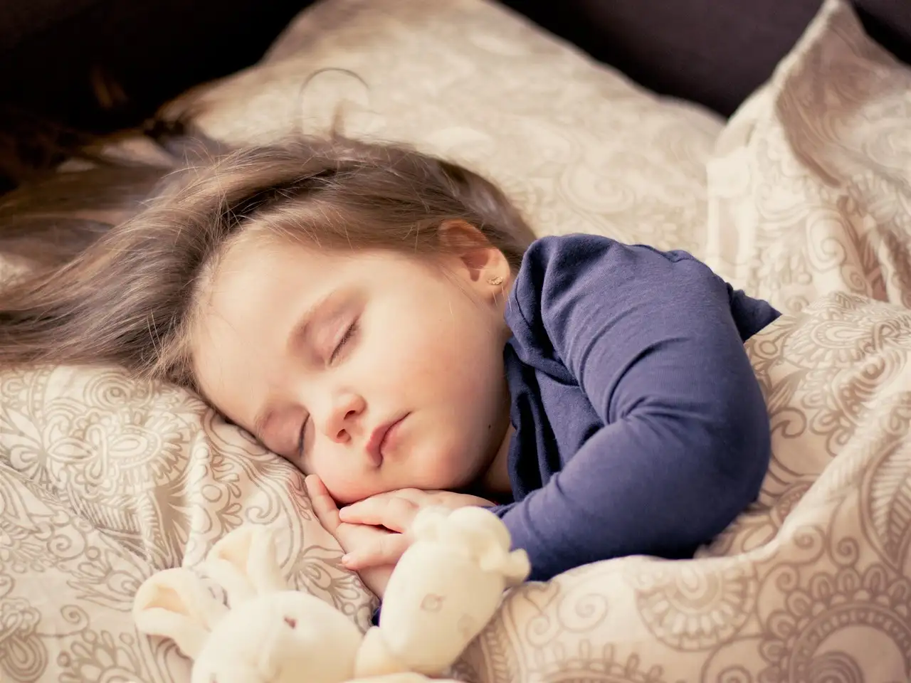 Voeding baby 6 maanden schema: start vaste voeding